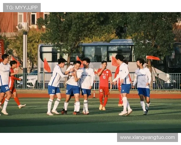 上海足球队荣登全国足球意识排行榜第二名引发热议 上海足球队荣登全国足球意识排行榜第二名引发热议