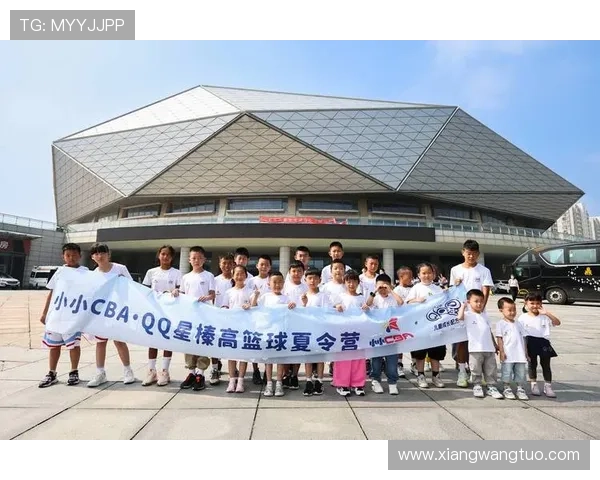 与周磊畅谈篮球生涯的起伏与梦想追逐之路 与周磊畅谈篮球生涯的起伏与梦想追逐之路