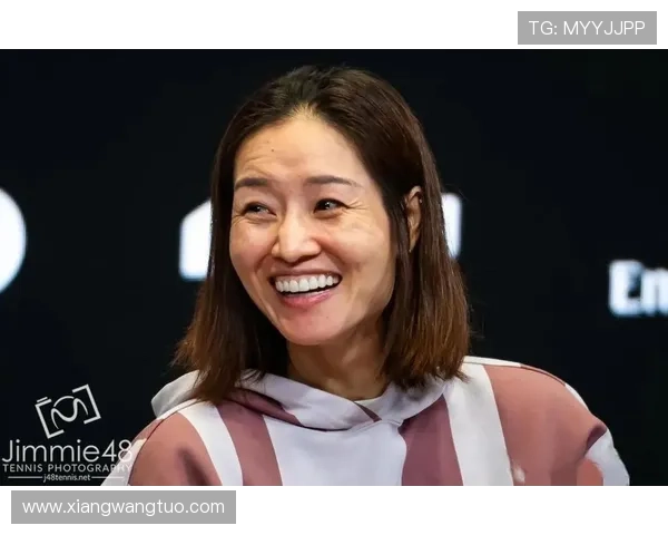 专访李娜:探寻她在篮球领域取得成功的秘诀与心路历程 专访李娜:探寻她在篮球领域取得成功的秘诀与心路历程