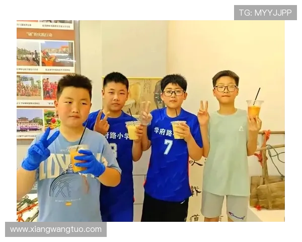 偶遇足球明星的奇妙瞬间与难忘回忆分享 偶遇足球明星的奇妙瞬间与难忘回忆分享