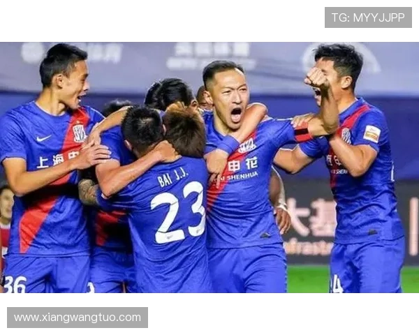 西安足球队在邀请赛中以65分稳居积分榜首位展现强劲实力